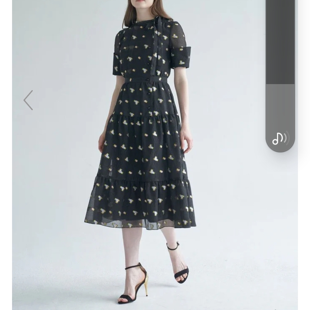 Black and White Tiered Puff Sleeve Midi Dress